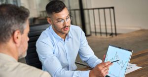 Blogs 10 Financial advisor presents market research insights, highlighting the shift toward holistic, tech-driven wealth management for affluent clients.
